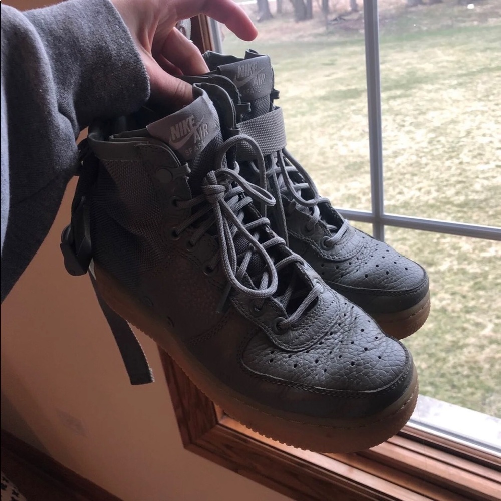 Nike shoes